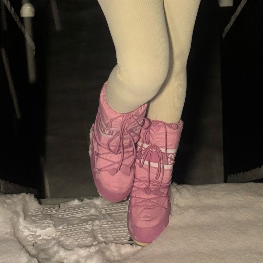 Pink moon boots